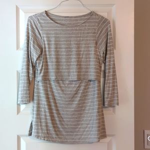 Gap nursing top